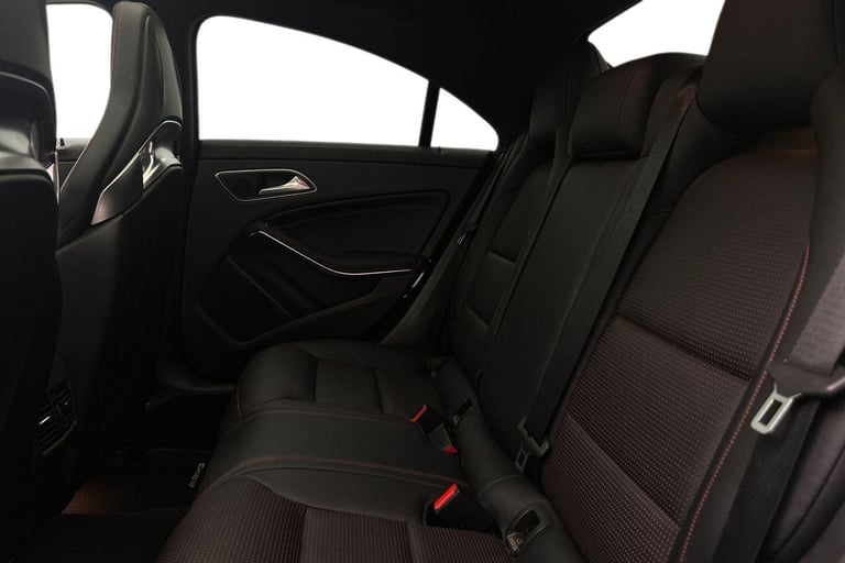 2015 Mercedes-Benz CLA 2.0 CLA45 AMG Coupe SpdS DCT 4MATIC Euro 6 (s/s) 4dr SALOON Petrol Automatic
