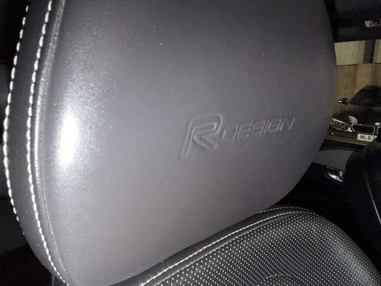 2019 Volvo XC90 2.0 B5D [235] R DESIGN 5dr AWD Geartronic ESTATE DIESEL Automatic