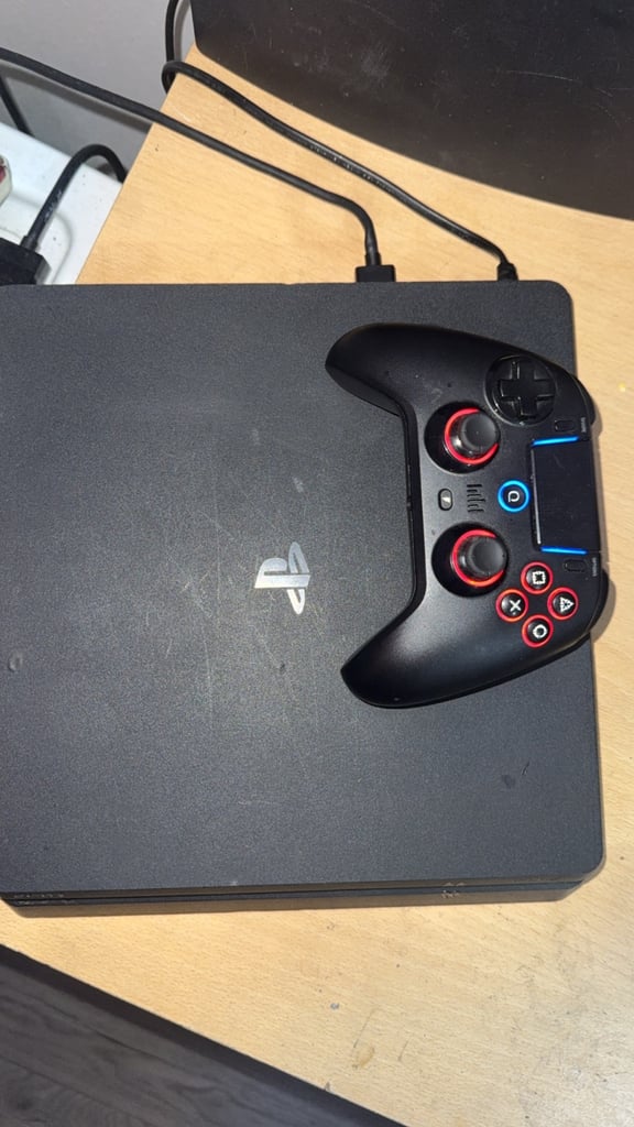PS4 Slim 500gb With LED Controller