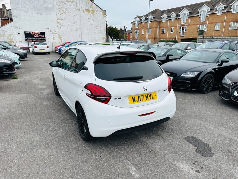 2017 Peugeot 208 1.2 PureTech 82 Black Edition 3dr HATCHBACK Petrol Manual