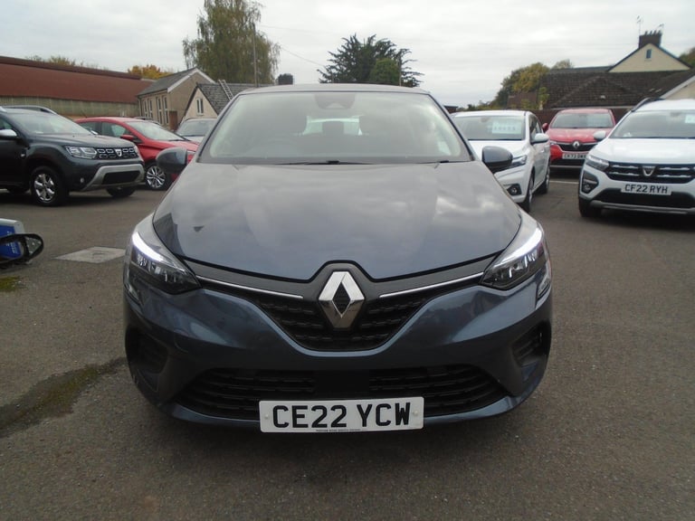 2022 Renault Clio 1.0 TCe Iconic Euro 6 (s/s) 5dr HATCHBACK Petrol Manual
