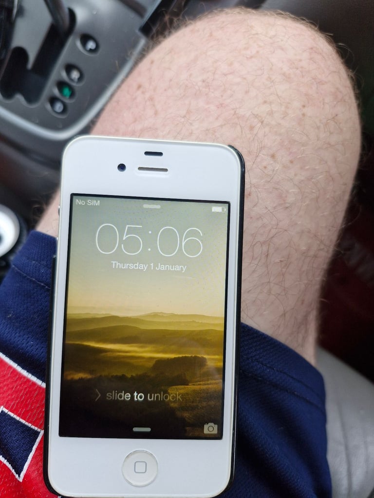 image for Iphone 4 , 8gb , unlocked 