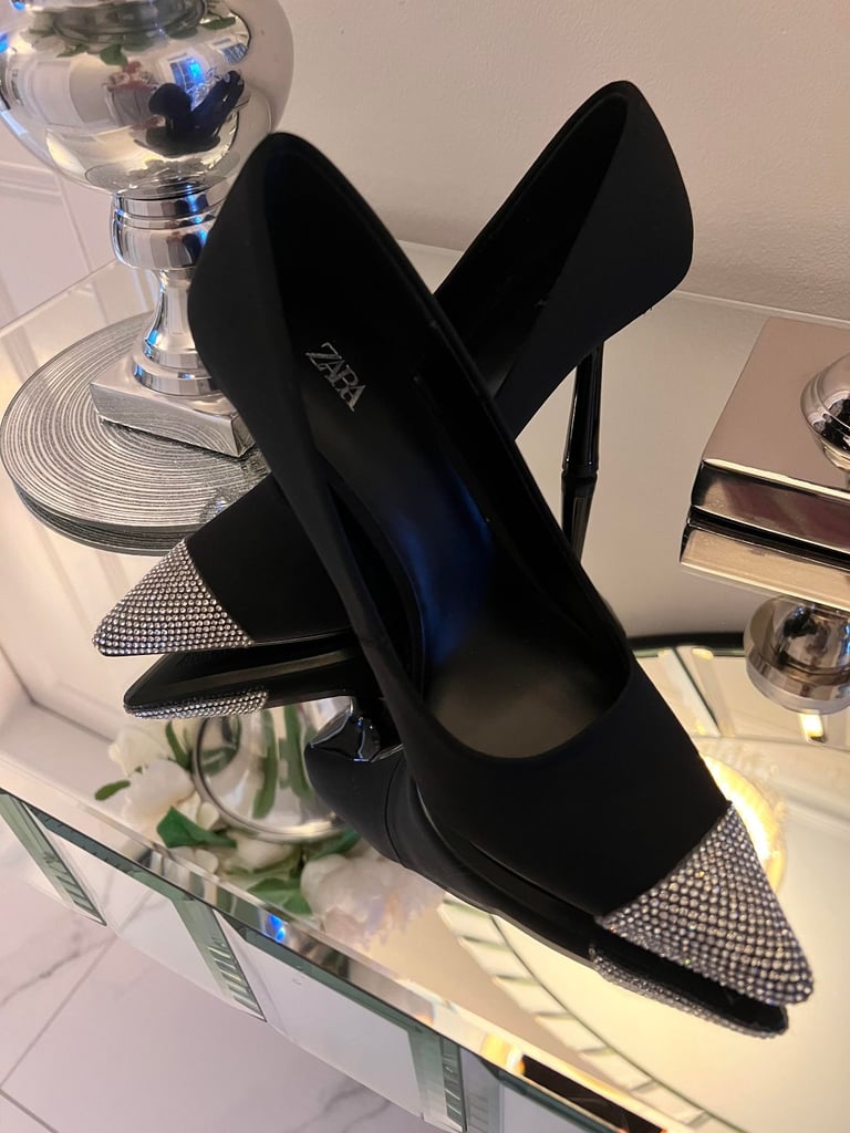 Zara Black  heels with Pointed toe. Rhinestone details at toe. 