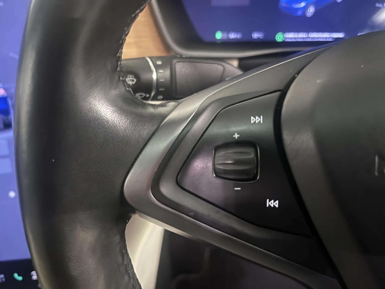 2018 Tesla Model X 100D (Dual Motor) Auto 4WDE 5dr HATCHBACK Electric Automatic