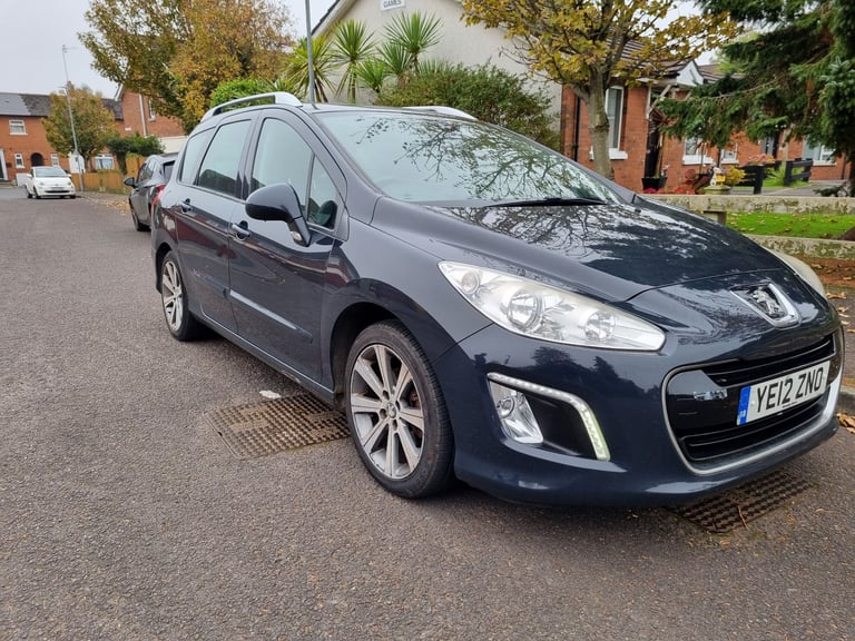 Peugeot, 308, Estate, 2012, Manual, 1560 (cc), 5 doors