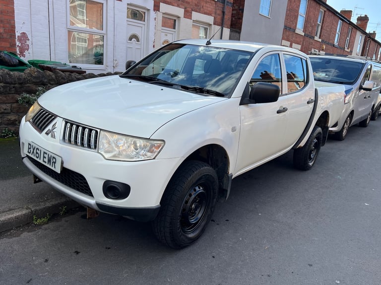 Mitsubishi L200