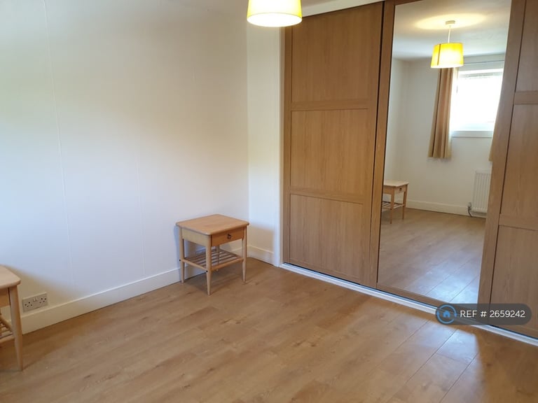 3 bedroom house in Mortonhall Park View, Edinburgh, EH17 (3 bed) (#2659242)