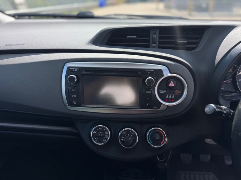 2013 Toyota Yaris 1.4 D-4D TR 3dr HATCHBACK Diesel Manual