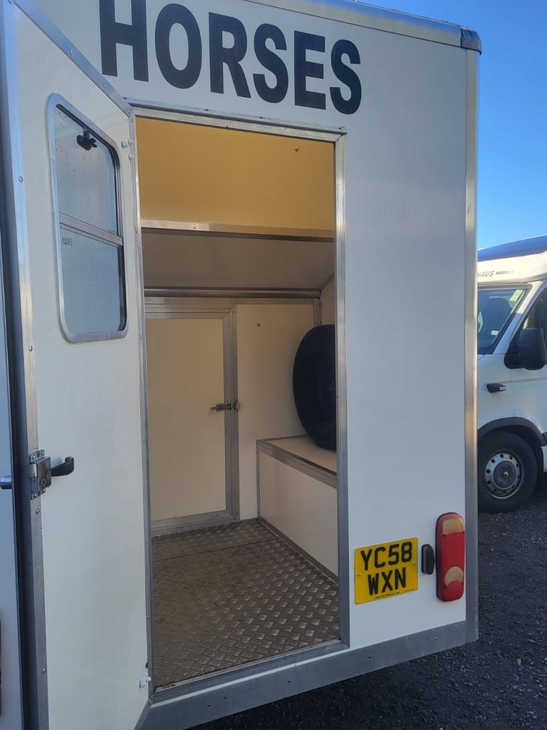 Renault Master Horsebox Horse Box 2008