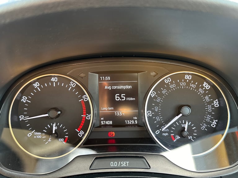 Skoda, FABIA, Hatchback, 2017, Manual, 999 (cc), 5 doors