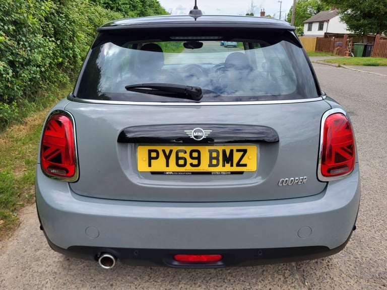 2020 MINI Hatch 1.5 Cooper Classic Euro 6 (s/s) 3dr HATCHBACK Petrol Manual