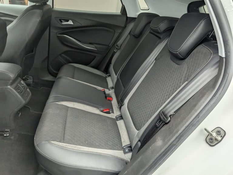 2021 Vauxhall Grandland X 1.2 Turbo Griffin Edition SUV 5dr Petrol Manual Euro 6 (s/s) (130 ps) N...