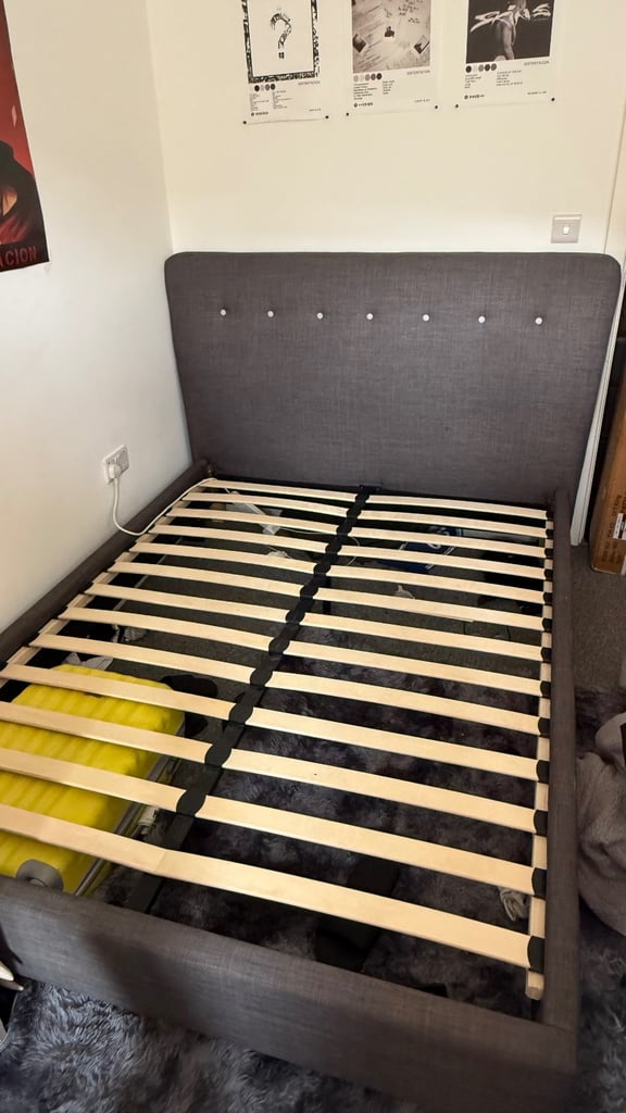 Double Bed 190x135 (Collection only)