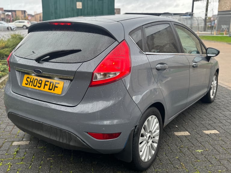 Ford, FIESTA, Hatchback, 2009, Manual, 1388 (cc), 5 doors
