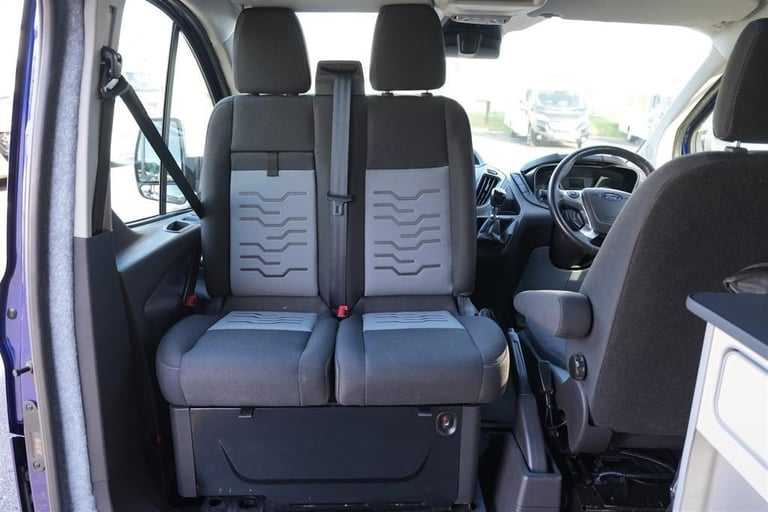 Ford Transit CUSTOM DUB HUT 4 BERTH 5 TRAVEL SEAT MOTORHOME