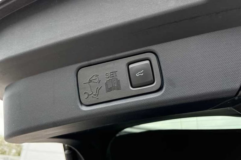 2022 Ford Mustang Mach-E 198kW Standard Range 68kWh AWD 5dr Auto HATCHBACK ELECTRIC Automatic