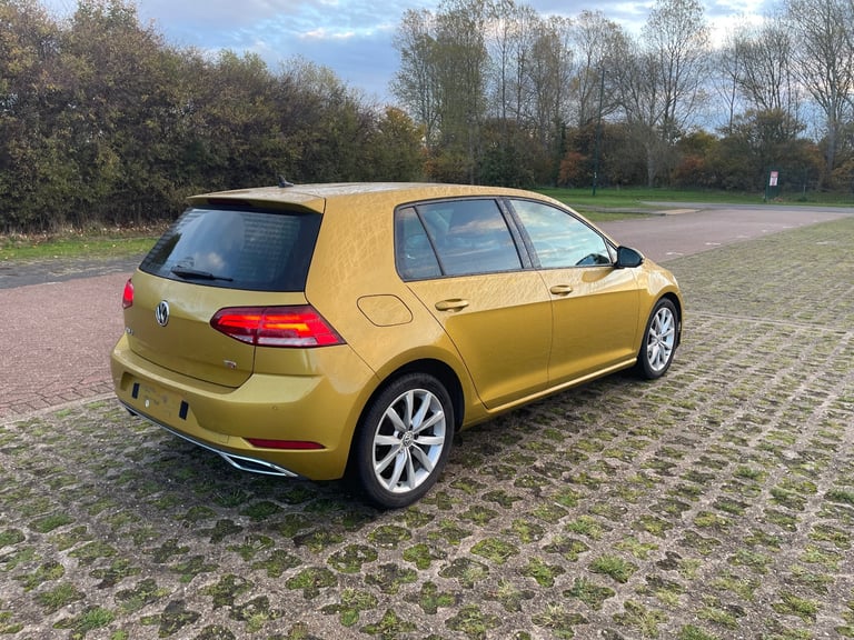 Volkswagen, GOLF, Hatchback, 2018, Manual, 1598 (cc), 5 doors