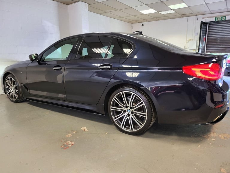 2017 BMW 5 Series 2.0 520d M Sport Auto xDrive Euro 6 (s/s) 4dr SALOON Diesel Automatic
