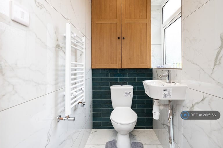3 bedroom flat in London Road, Portsmouth, PO2 (3 bed) (#2615166)