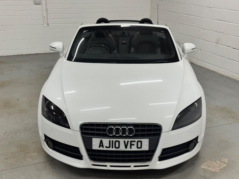 AUDI TT 1.8 TFSI White Manual Petrol 2010