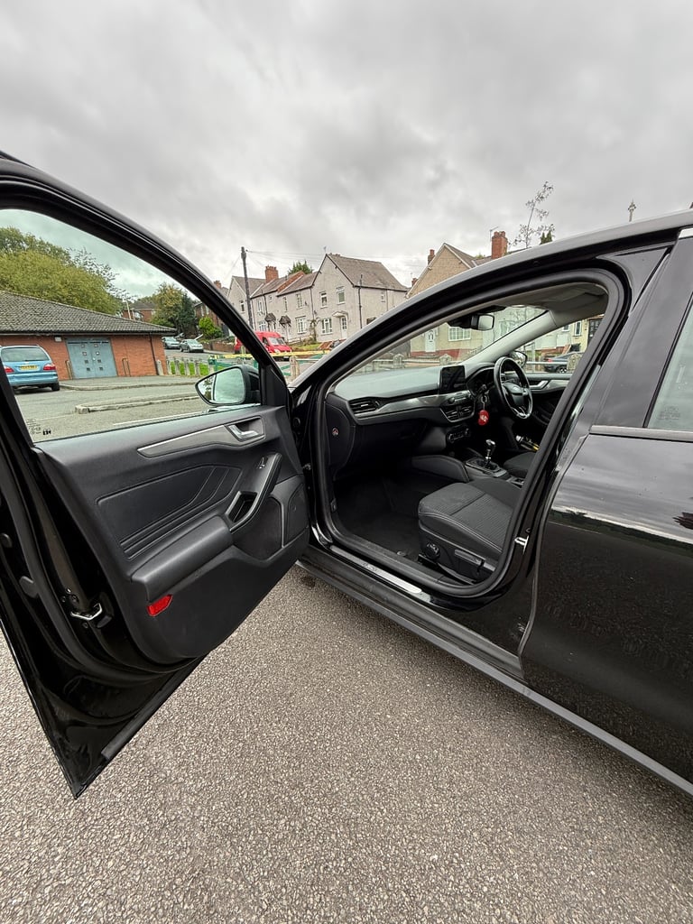 Ford Focus 2019 1.0 Titanium, Hatchback, 2019, Manual,) 5 door