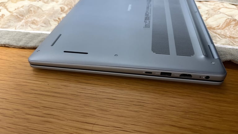 Dell Inspiron 16 5640 Laptop 16gb 1TB SSD Warranty Immaculate Condition 