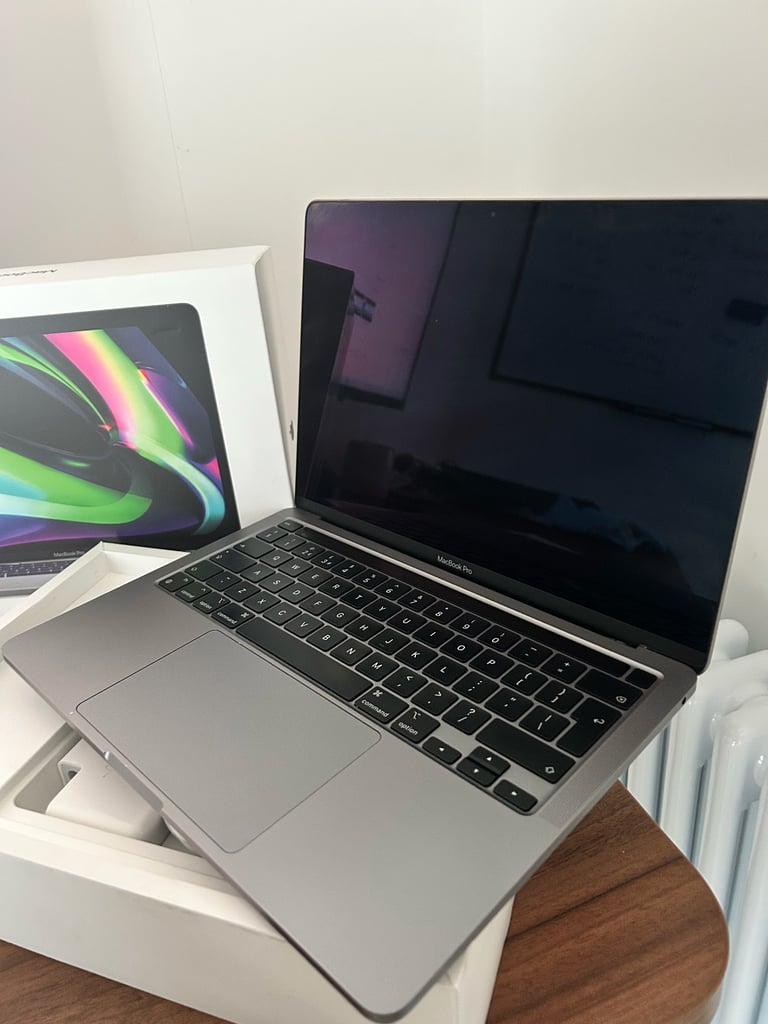 MacBook Pro 14" M1 2020 | 8GB RAM | 250GB SSD