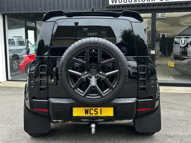 2023 Land Rover Defender 3.0 D250 MHEV HSE Hard Top SUV 3dr Diesel Auto 4WD SWB Euro 6 (s/s) (250...
