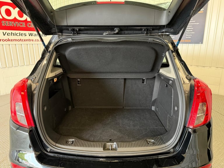 2018 Vauxhall Mokka X 1.4i Turbo ecoTEC Design Nav Euro 6 (s/s) 5dr HATCHBACK Petrol Manual