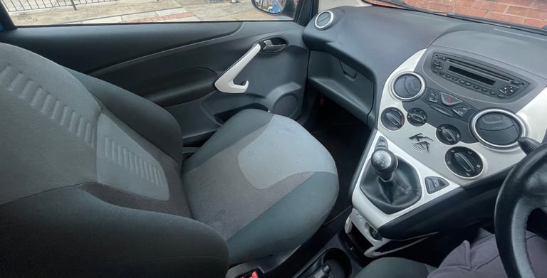 Ford, KA, Hatchback, 2013, Manual, 1242 (cc), 3 doors