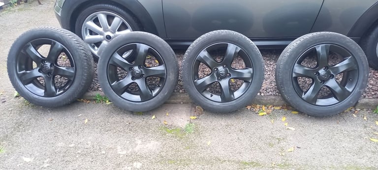 image for Vauxhall corsa 16in Sri alloy wheels pcd100 fitment 4 stud in black 