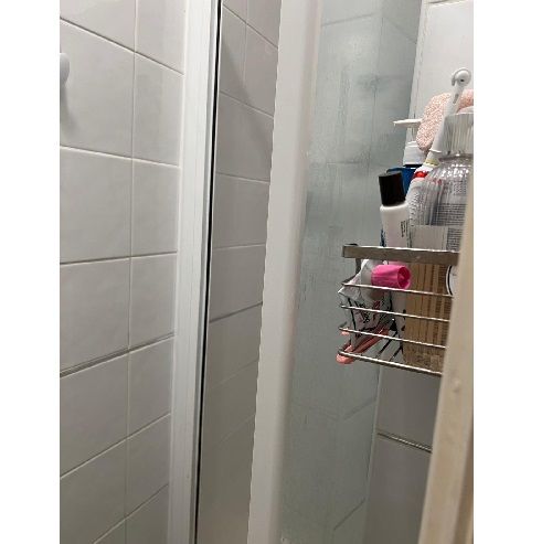 Single Room on Pembridge Road, Notting Hill Gate, London W11 3HN ***All Bills Inc***