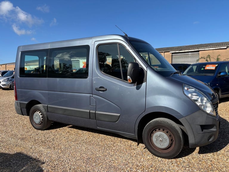 RENAULT MASTER WAV WHEELCHAIR ACCESSIBLE VEHICLE 2.3 FWD SL28 dCi 110 Business