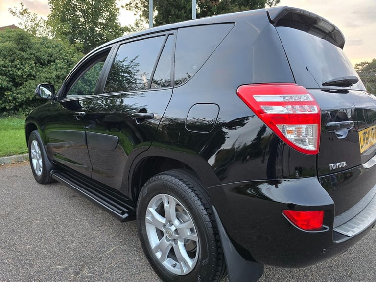 2010 Toyota RAV4 2.0 V-Matic XT-R SUV 5dr Petrol Multidrive S 4WD Euro 5 (158 ps) ESTATE Petrol A...