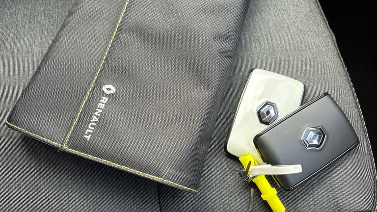 2022 Renault Captur 1.0 TCE 90 Iconic 5dr Petrol Hatchback Hatchback Petrol Manual