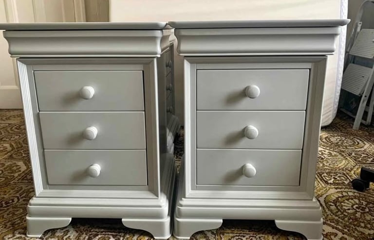 image for Willis and Gambier bedside drawers
