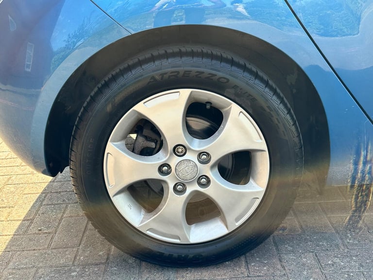 2010 Kia Venga 1.6 2 Auto Euro 5 5dr HATCHBACK Petrol Automatic