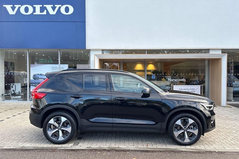 2022 Volvo XC40 2.0 B4 MHEV Ultimate SUV 5dr Petrol Hybrid DCT Auto Euro 6 (s/s) (197 ps) ESTATE ...