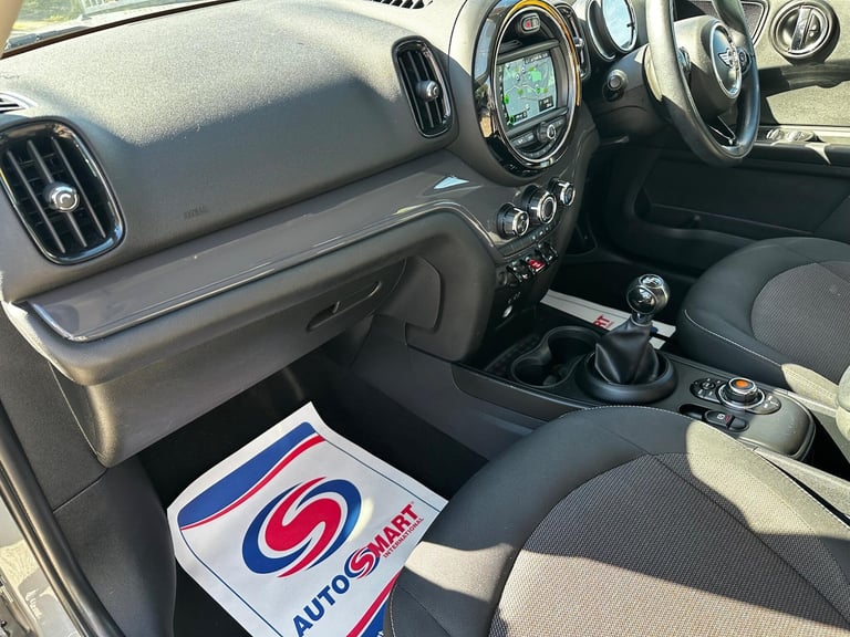 2017 MINI Countryman 1.5 Cooper Euro 6 (s/s) 5dr HATCHBACK Petrol Manual