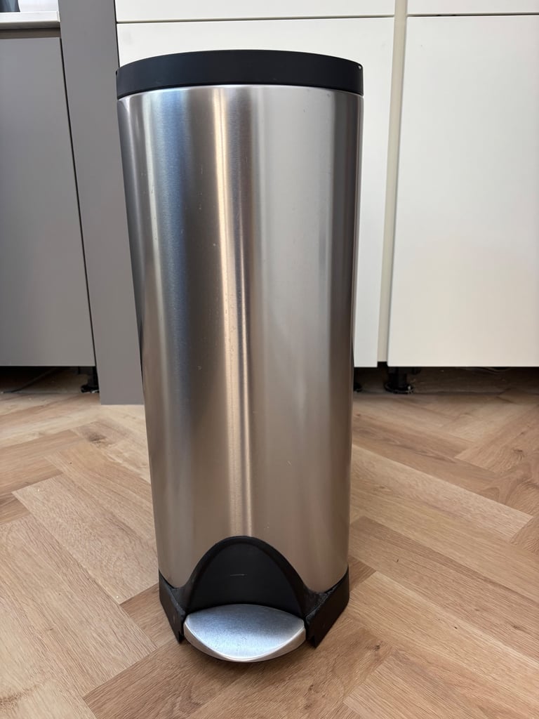 Superhuman 40L Butterfly Pedal Bin