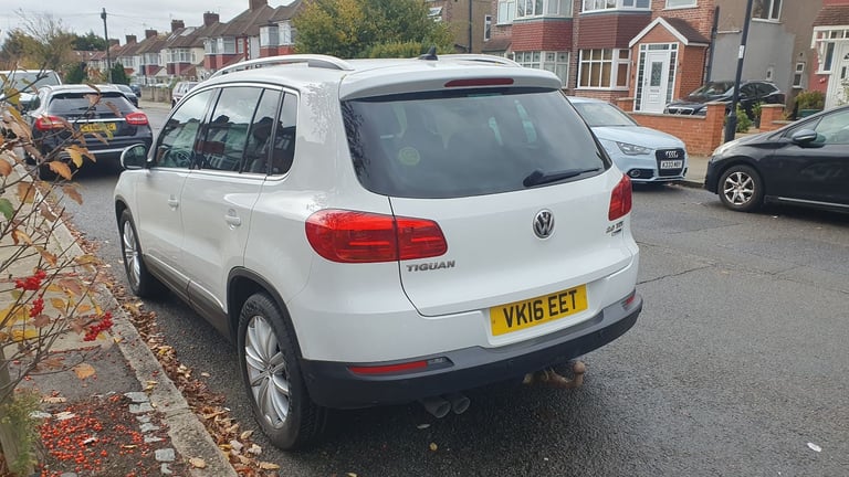 2016 Volkswagen Tiguan 2.0 TDI Match Bluemotion,,,ulez free,,,