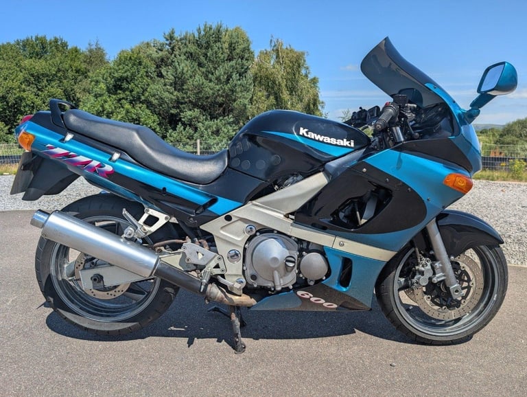 1993 KAWASAKI ZZR600