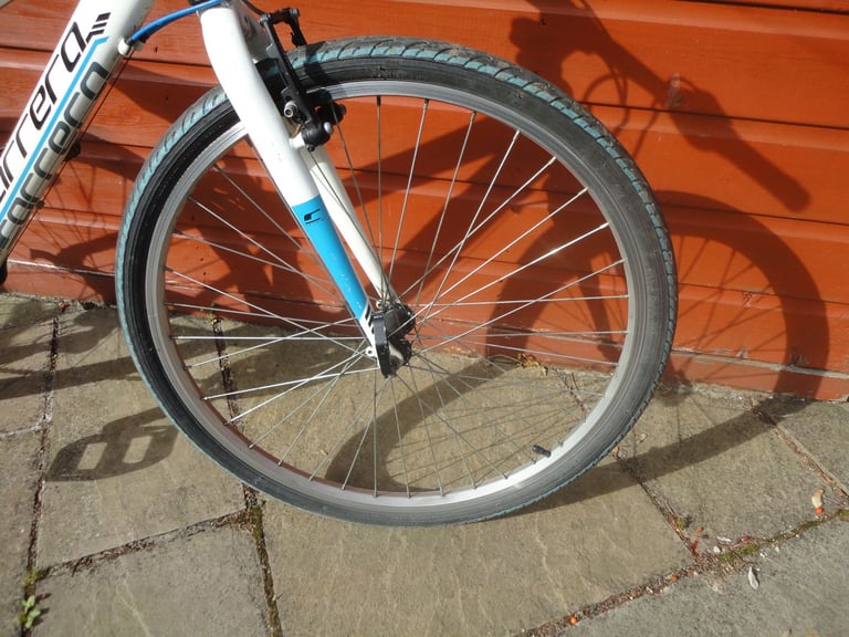 Carrera saruna bike, 13 inch lightweight frame, 26 inch wheels,21 gears, working order