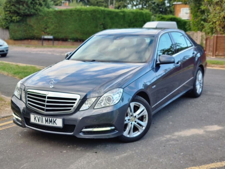 image for Mercedes-Benz, E CLASS, Saloon, 2011, Semi-Auto, 2143 (cc), 4 doors