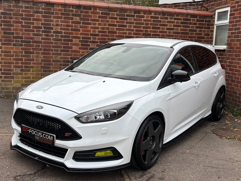 2016 Ford Focus 2.0T EcoBoost ST-3 FULLY FORGED  MOUNTUNE BIG BRAKE KIT  X37