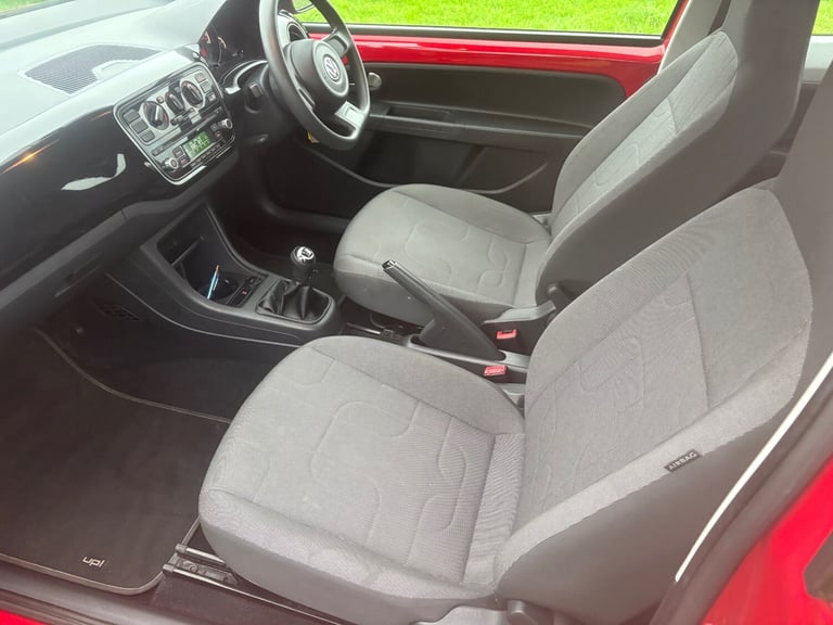 2015 Volkswagen up! 1.0 Move Up 3dr HATCHBACK Petrol Manual