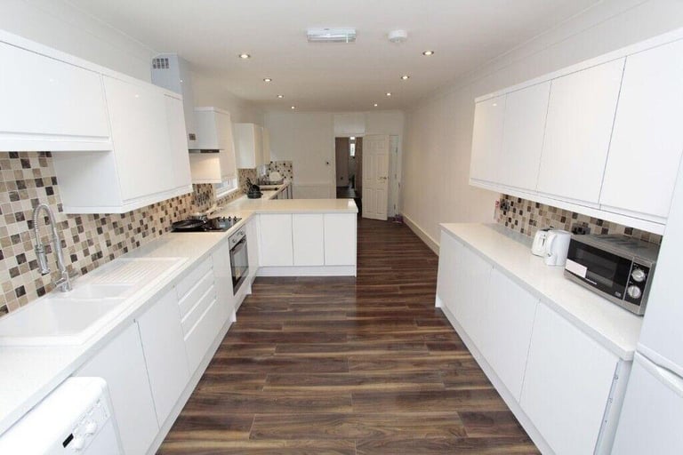 Double Room Avaialable today 