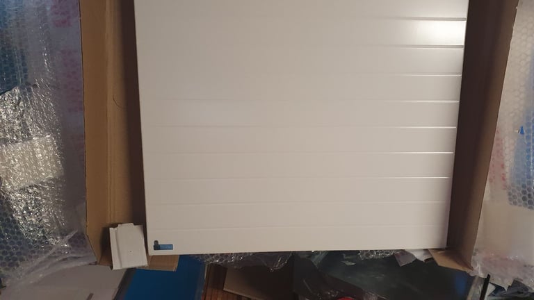 NEW STELRAD SINGLE COMPACT RADIATOR 600 X 600MM