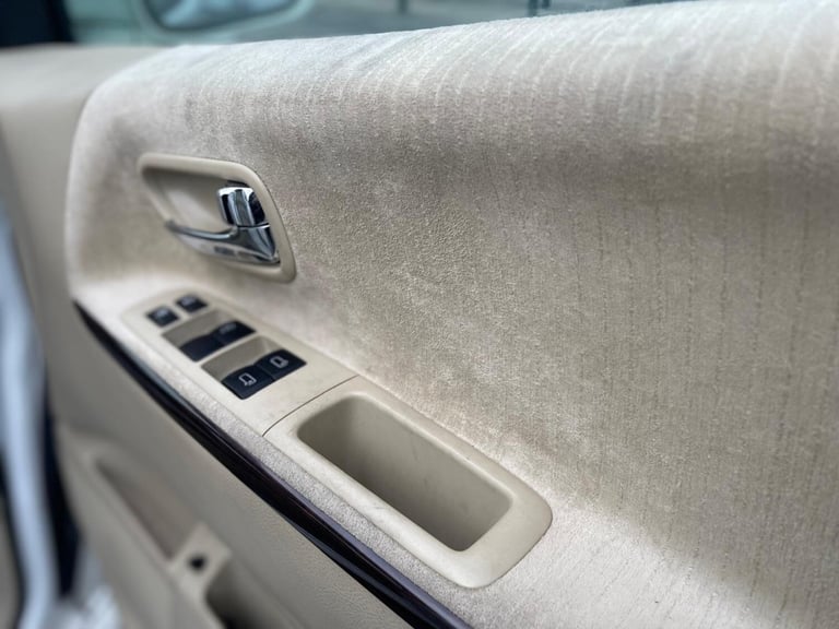 2006 NISSAN ELGRAND E51 AUTO
