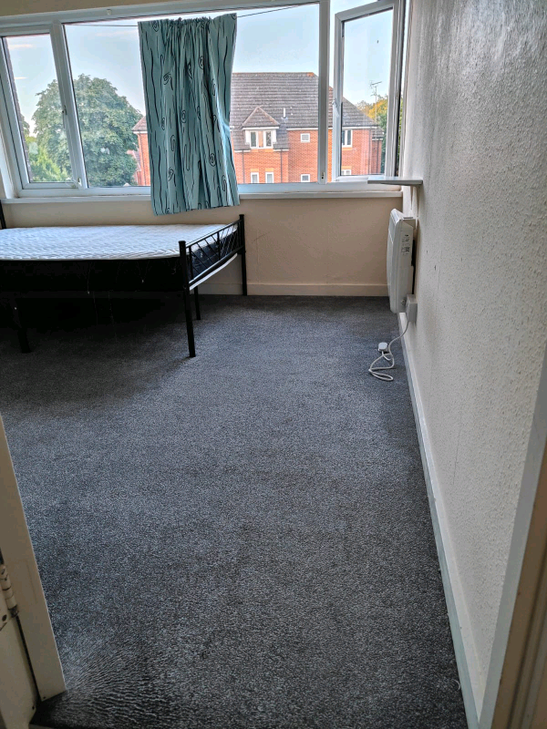 Double room for rent